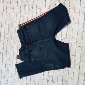 ABERCROMBIE AND FITCH SIMONE HIGH RISE ANKLE JEANS